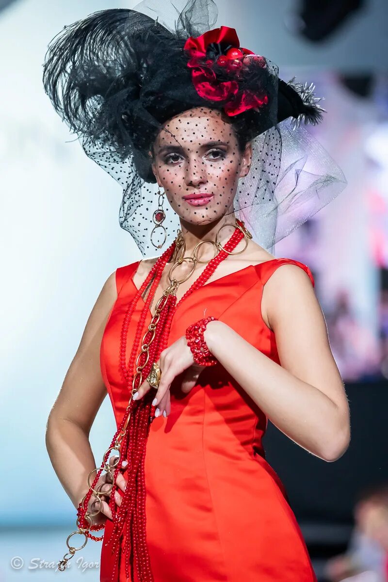 Донна луна венецианская графиня. Донна луна фото. Донна луна. Донна луна фото свежие. Донна луна светская львица.