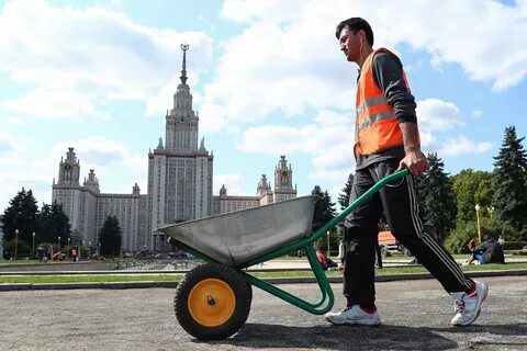Больше местных