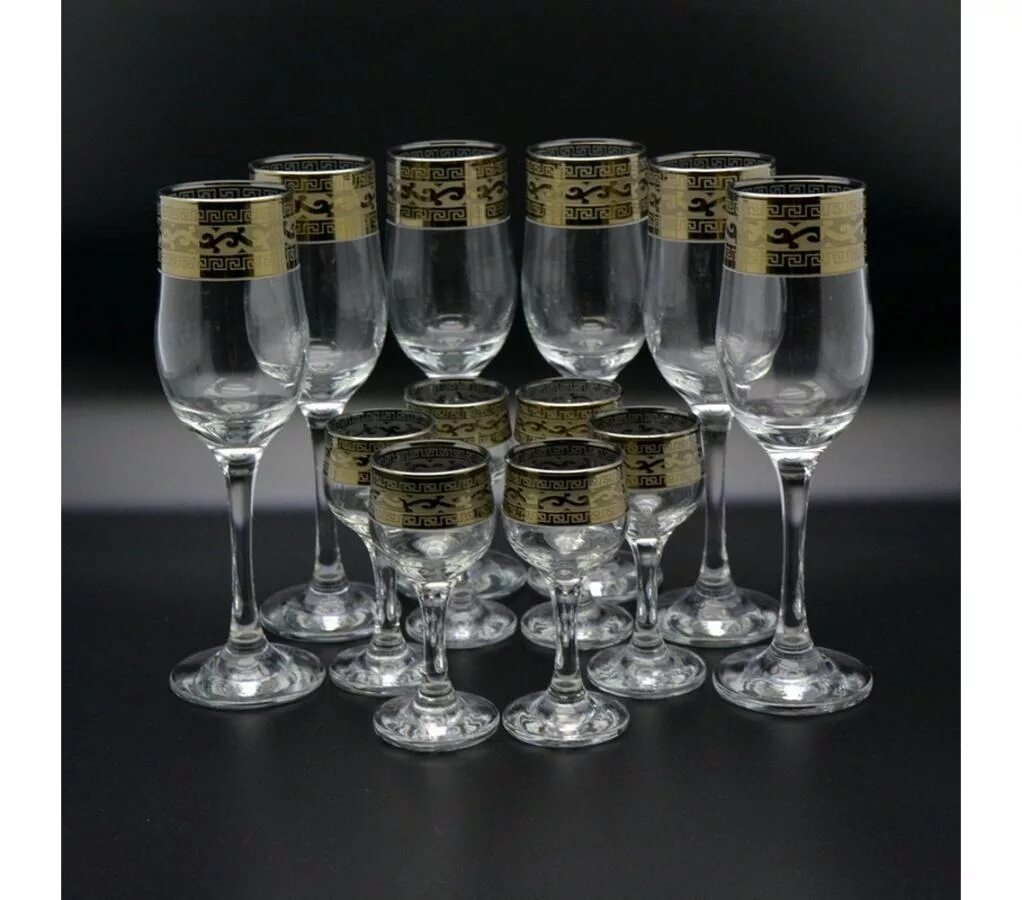 Расположение бокалов на столе. Шамп "барокко" eav63-160. Красивое расставленные бокалы. Сервировка бокалов. Набор бокалов 6пр "версаче" хрустальный гусь.