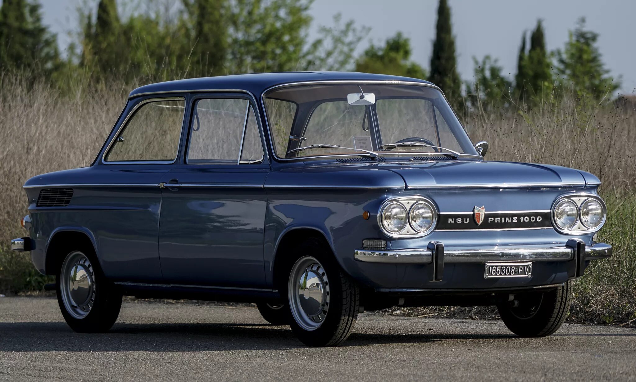 Нсу принц 4. Заз 968 и nsu prinz. Автомобиль nsu prinz. Автомобиль nsu prinz 4. Заз 966 (968)/nsu prinz 4.