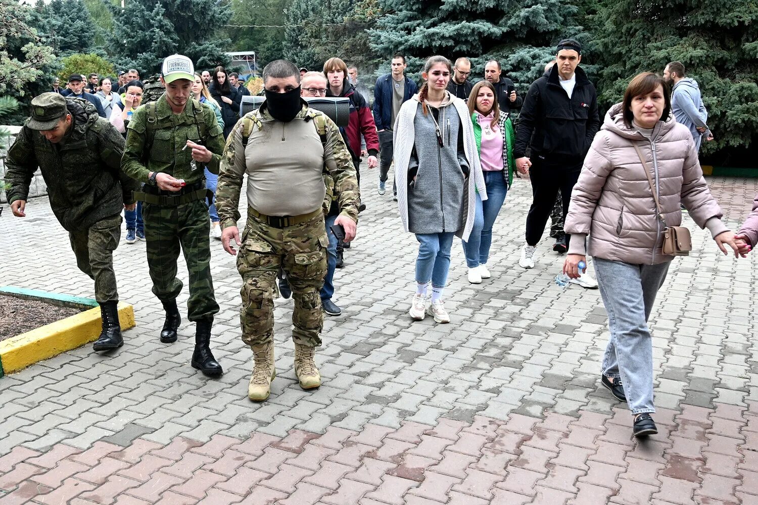 Новости 1 мобилизация. Российские военные мобилизация. Мобилизация в РФ. Армия Путина. Мобилизация прощание.