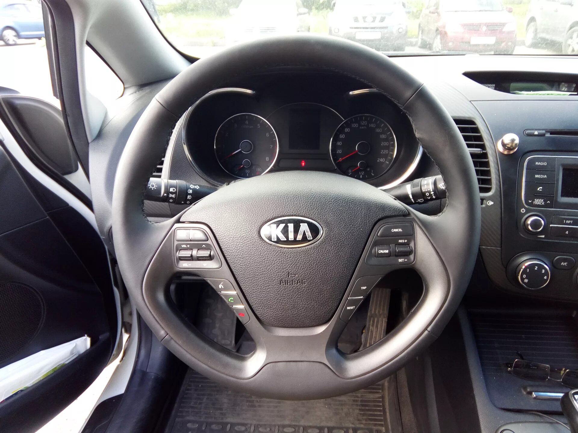 Как снять руль на церато Руль в Кожу рожу=) KIA Cerato Koup (1G), 2 л, 2011 года стайлинг DRIVE2