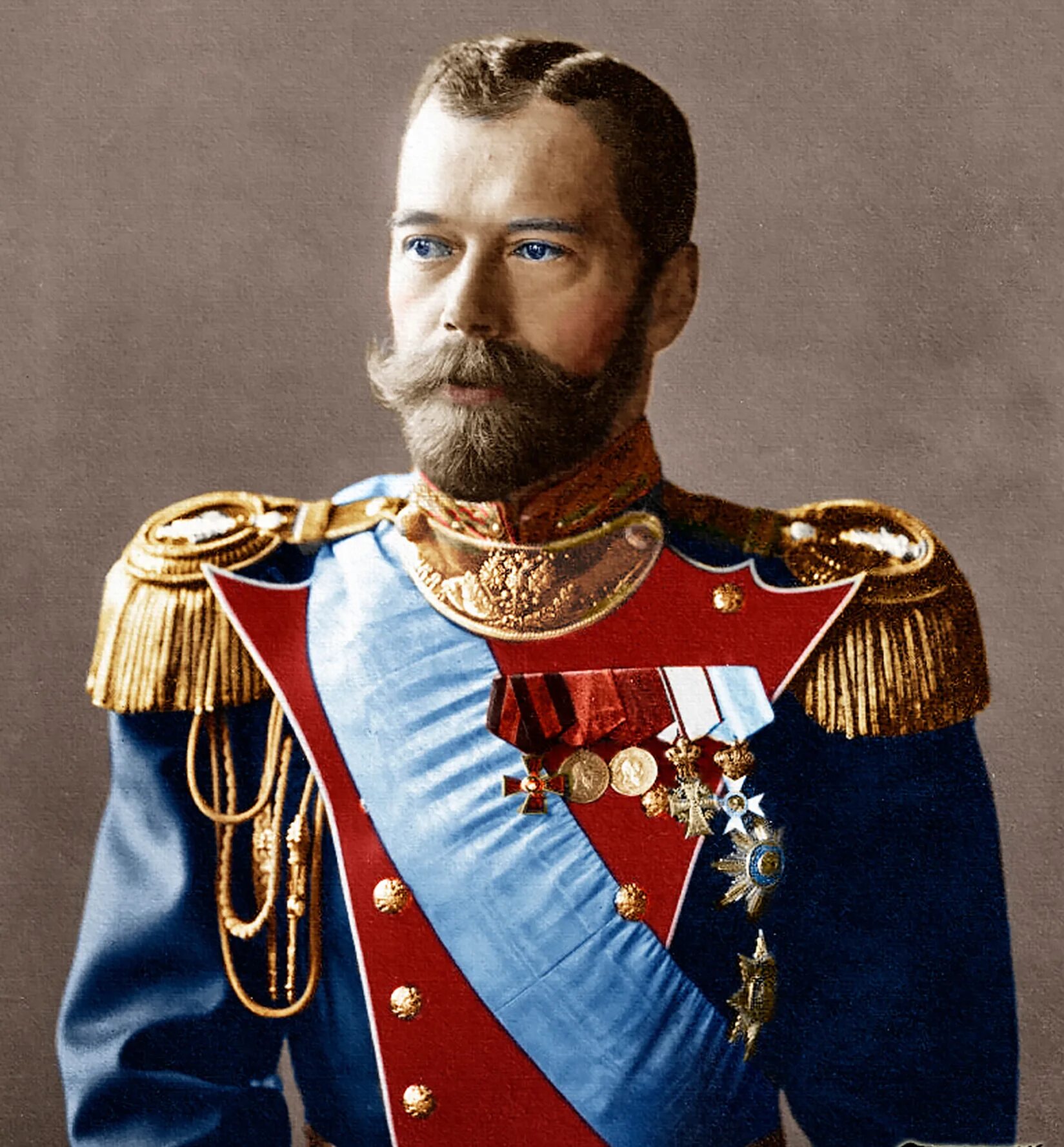 Король британии георг 5. Георг 1 король греции. 1900 год правитель. 1900 год правитель. Король георг 1 великобритания.