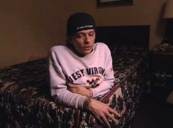 половина человека как живут