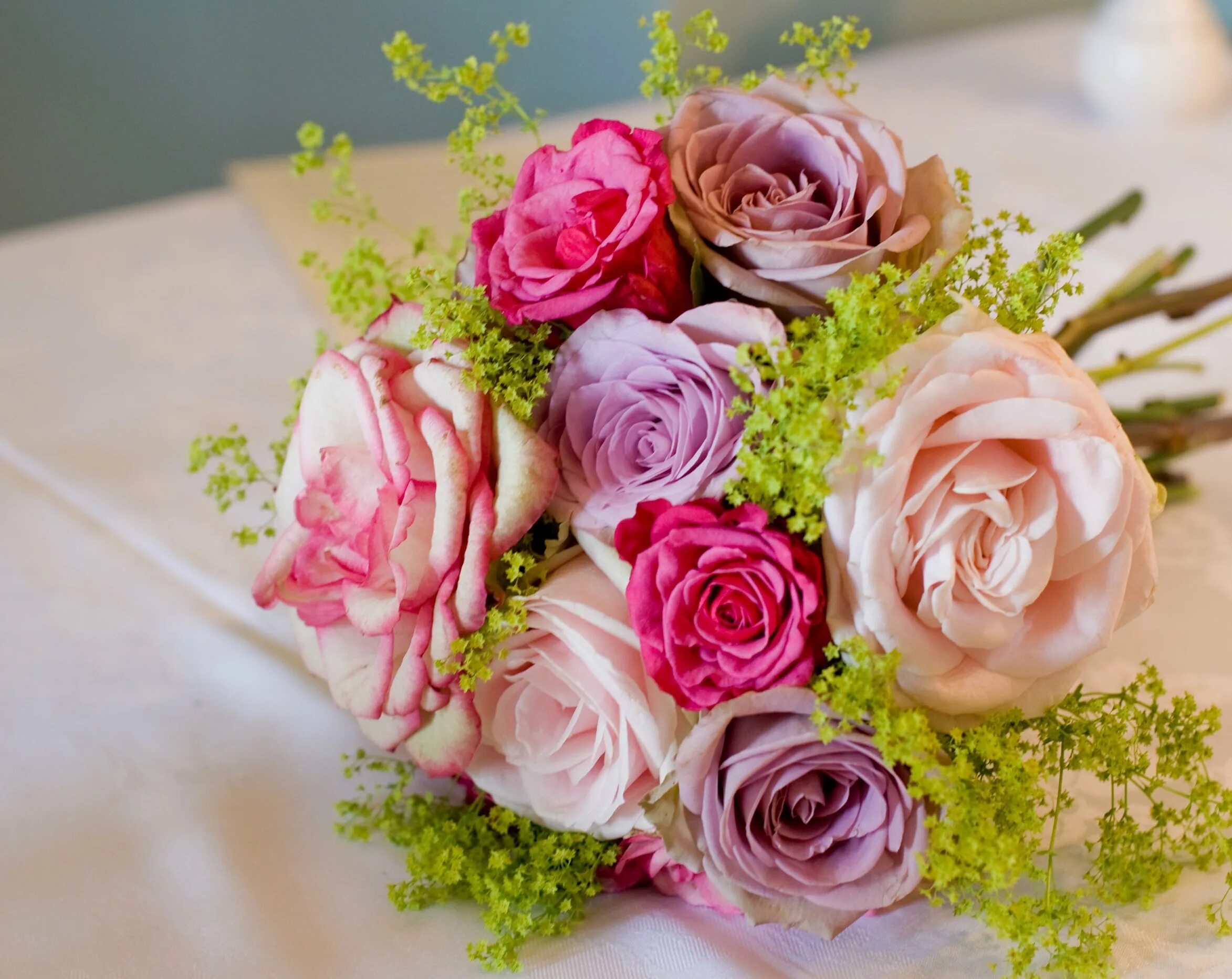 Нежный цветок. Шикарные цветы в вазе. Нежные цветочки. Очень красивые нежные цветы. Нежный весенний букет.