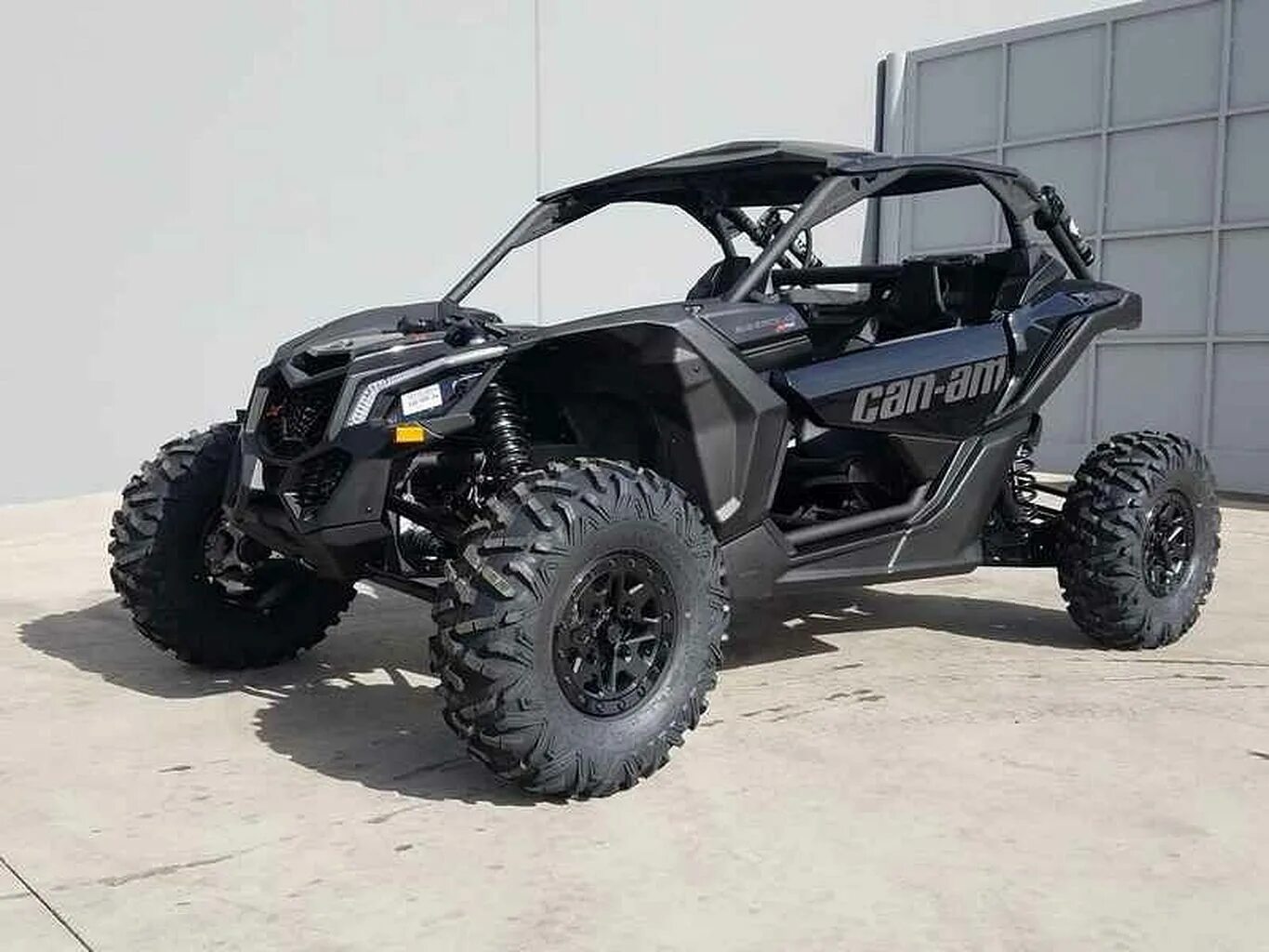 Cheap can am. Багги Maverick x3. Багги BRP Maverick x3 XRS. Maverick x3 Turbo. Can-am Maverick x3 Turbo.