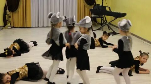 Танец кошек в детском саду