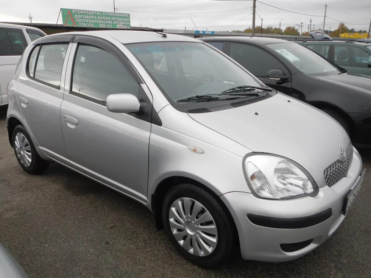 Тойота ярис продажа. Тойота Ярис 2005. Тойота Ярис 2005 года. Toyota Yaris 2003-2005. Тойота Ярис 2005 года хэтчбек.