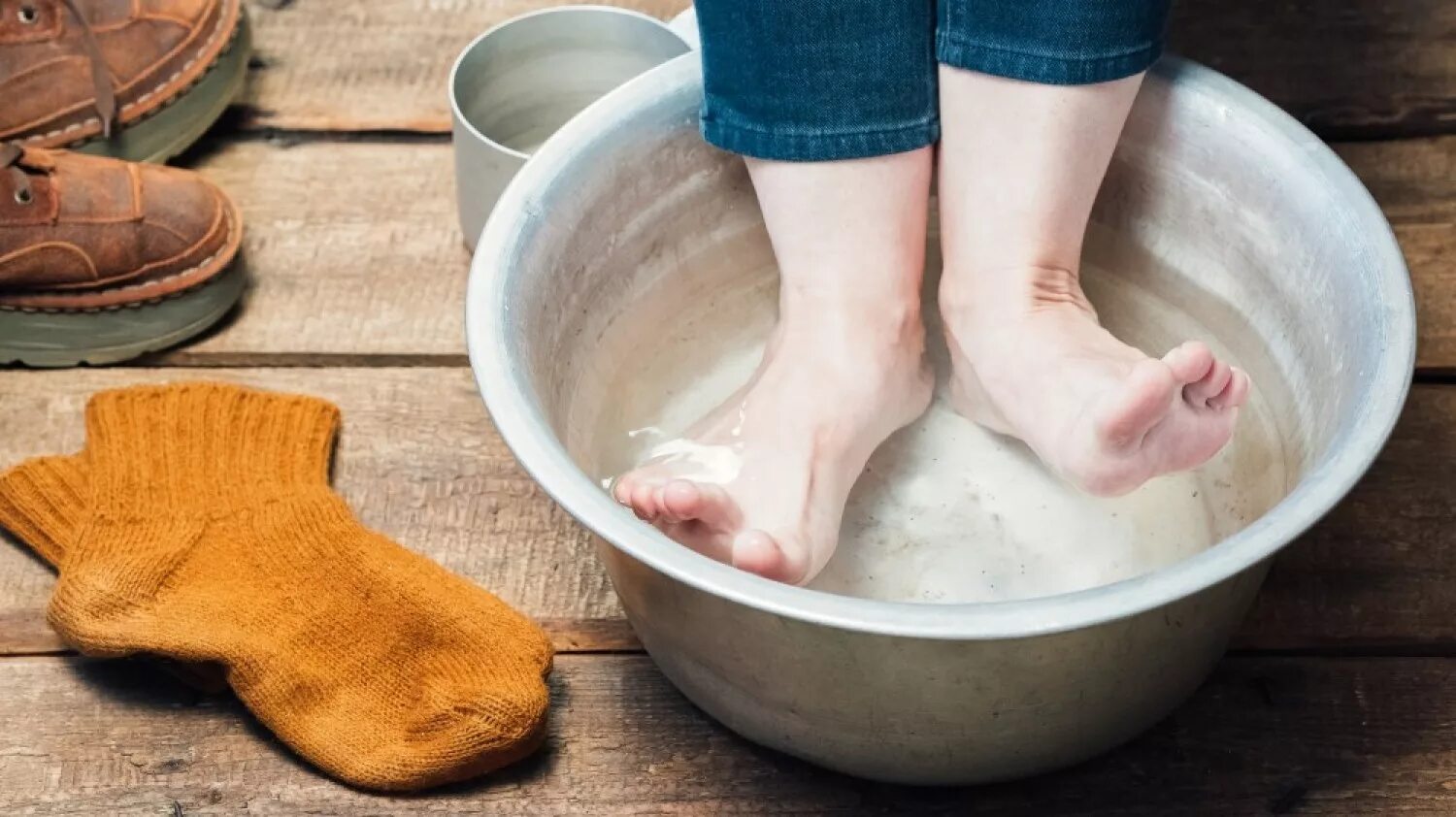 Как парить ноги с уксусом