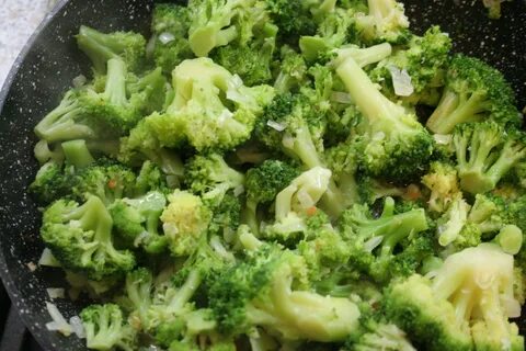 Рецепт тушеной брокколи с овощами