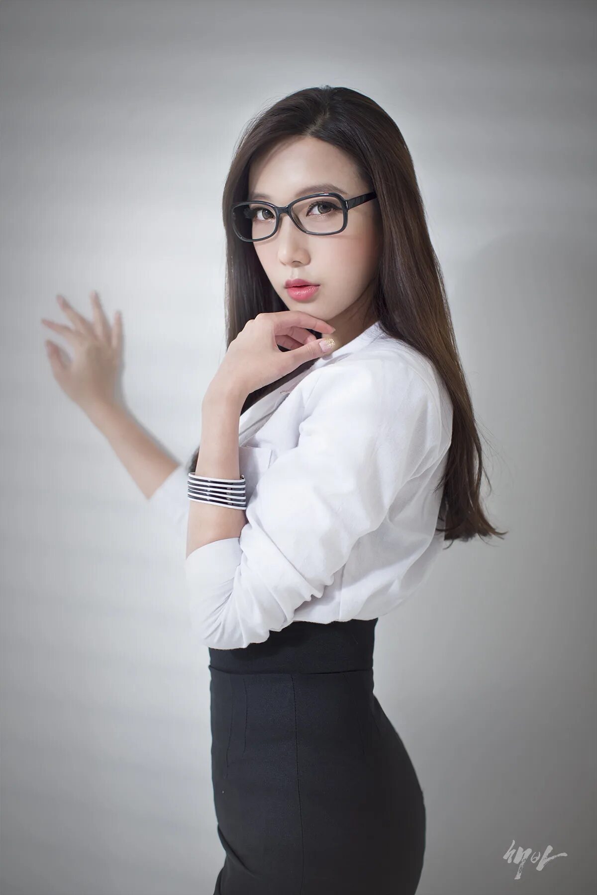 Korean secretary. корейские секретарши. кореянки красивые секретарша. Korean secretary. Korean secretary.