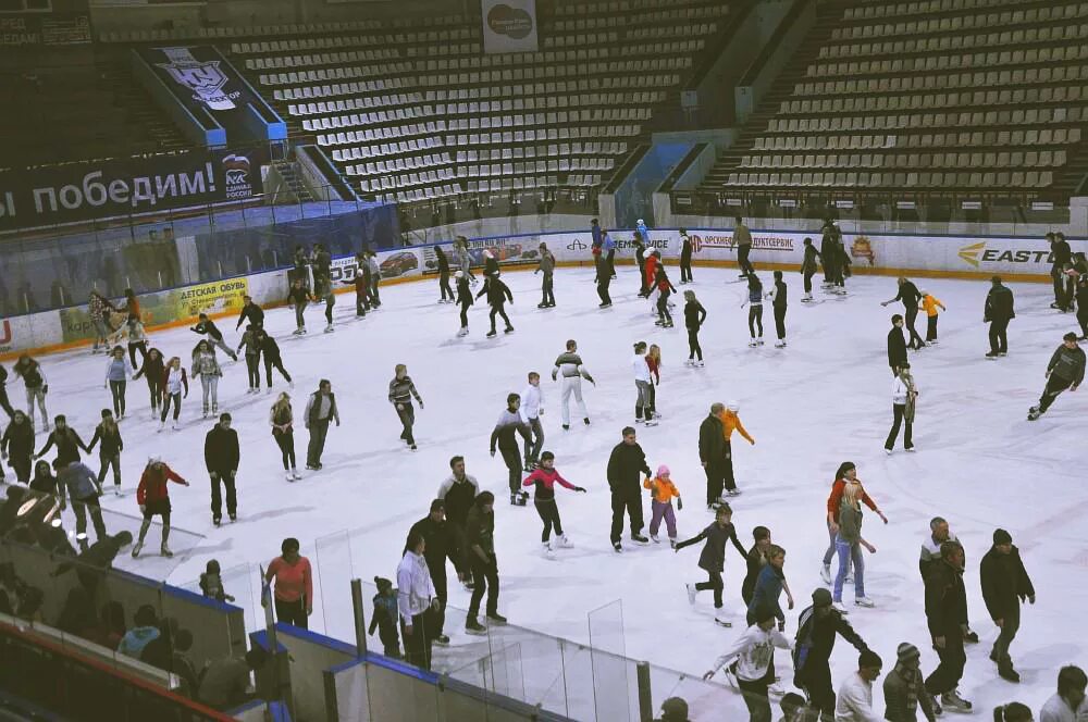 ледовый дворец череповец каток. ледовый дворец череповец каток. ледовый дворец бачатский. ледовый дворец череповец коньки. ледовый дворец череповец коньки.