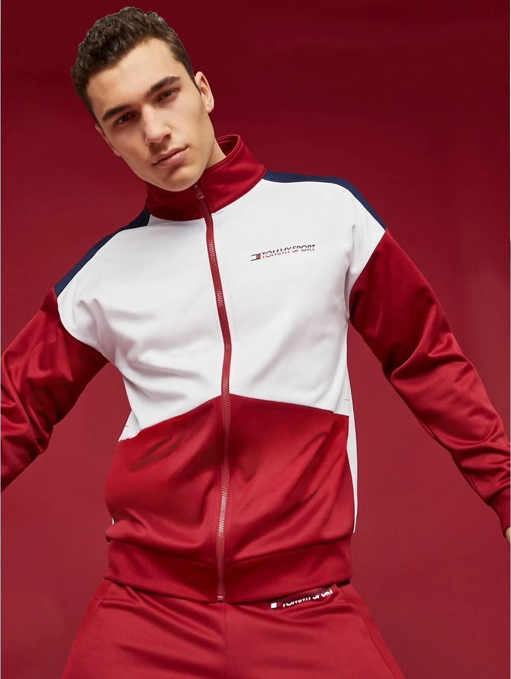 Спортивные костюмы хилфигер. Костюм Tommy Hilfiger. Tommy Hilfiger track Suit. Спортивный костюм Томми Хилфигер мужские. Tommy Hilfiger спортивный костюм мужской.