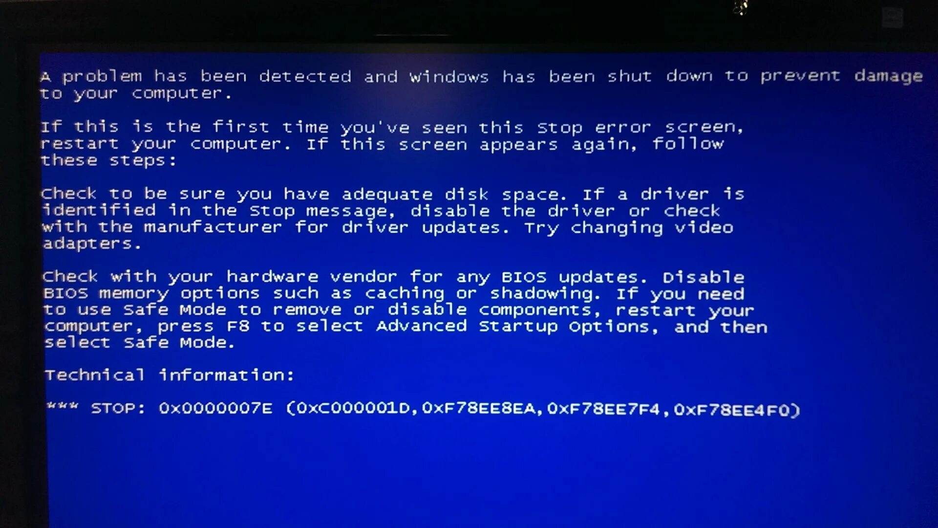 Критическая ошибка 0x00000050. Синий экран. синий экран при запуске windows 7. ошибка синий экран 0x0000007e.