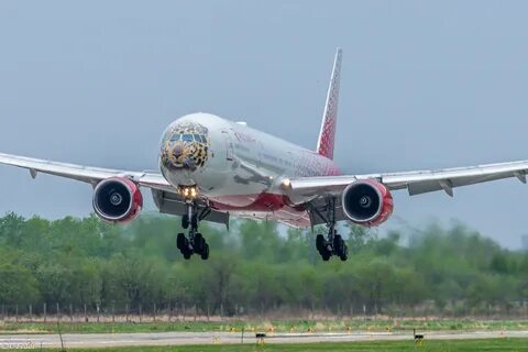 Боинг 777 330