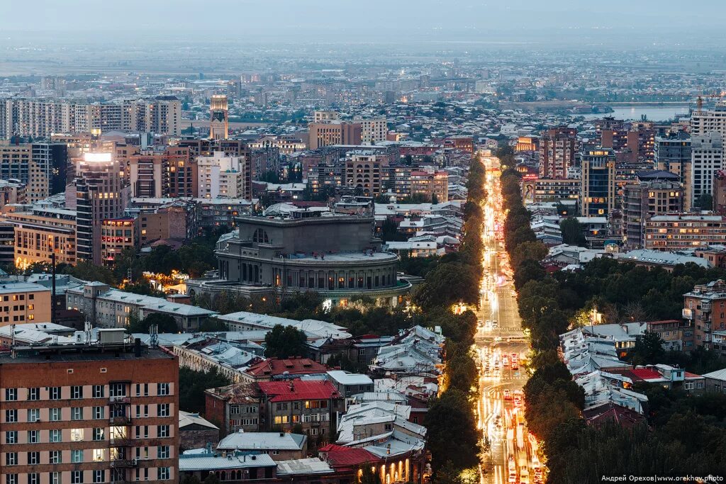 армения ереван центр. из нижнего новгорода в ереван. армения столица ереван панорама. столица армении ереван. каскад достопримечательность еревана.