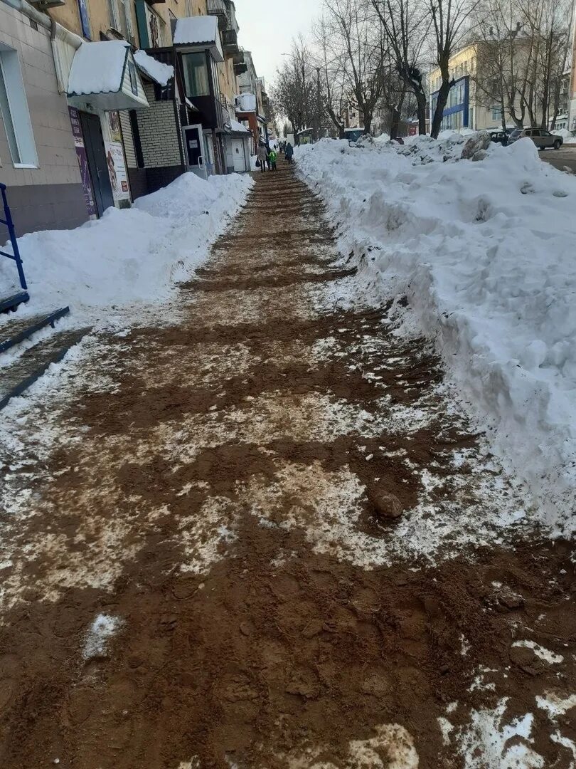 Ничем не посыпали