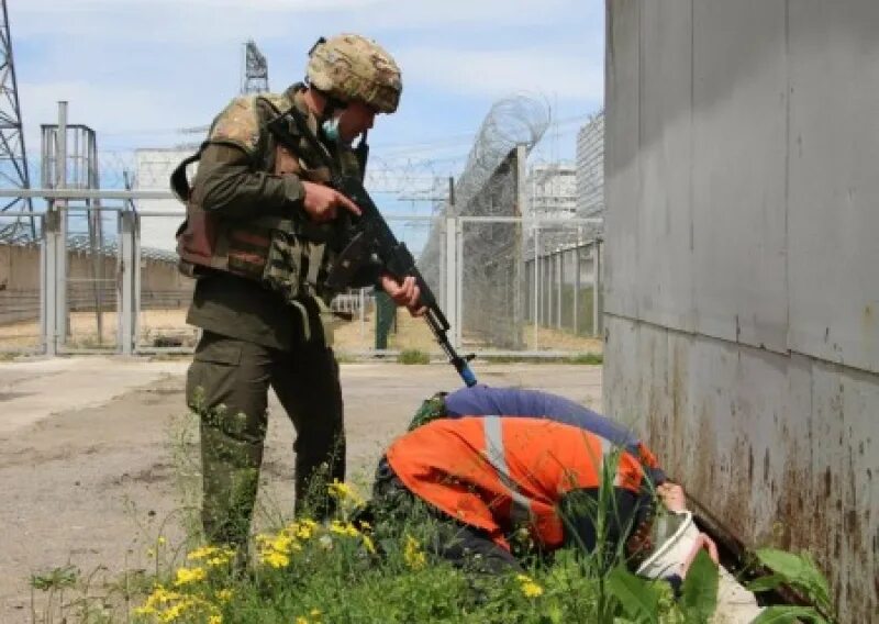 Росгвардия на Запорожской АЭС. Запорожская АЭС охрана. Спецназ охрана Запорожской АЭС. Национальная гвардия Мексики. Росгвардия запорожская