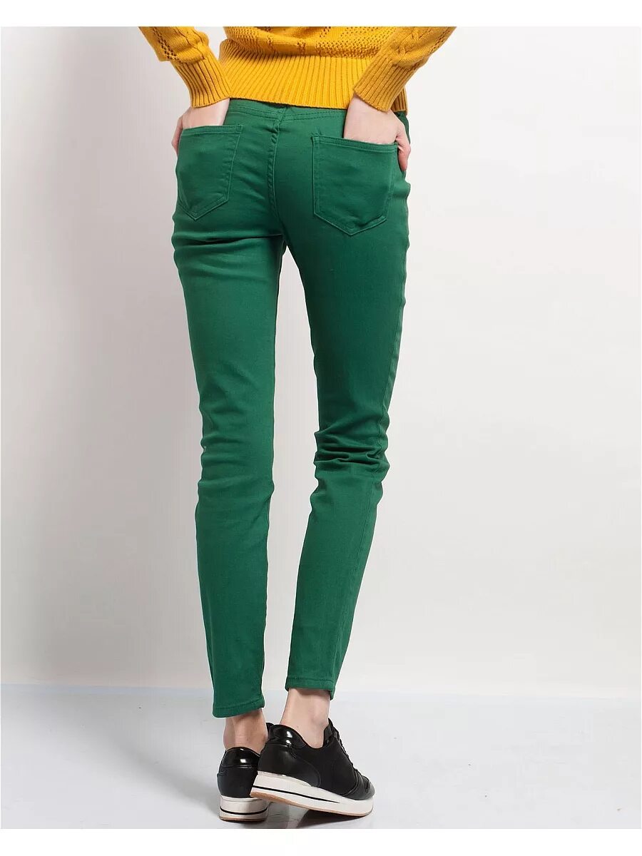 Купить зеленые штаны. Зеленые джинсы Инсити. Зеленые брюки Инсити. Брюки Mango Basics изумрудно-зелёные. Зелёные джинсы женские.