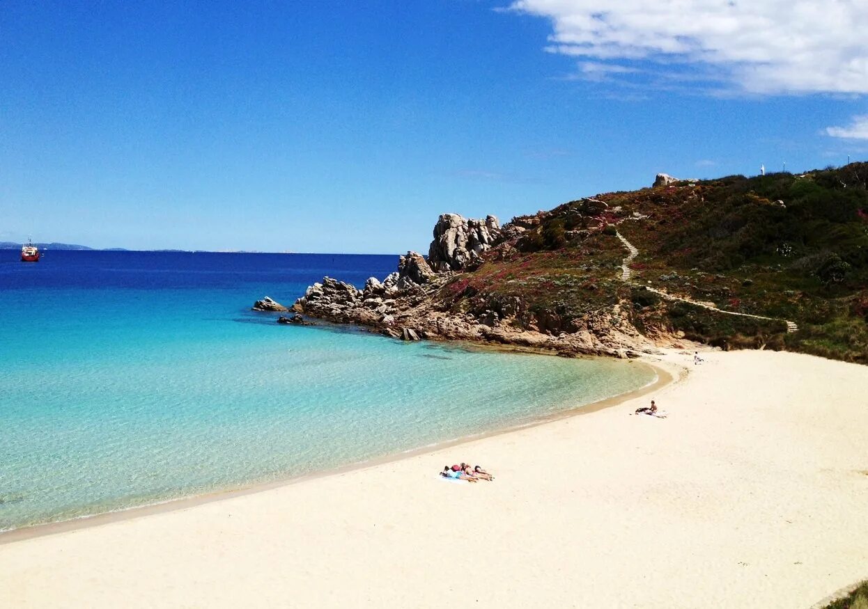 Nice beach. Пляж Паломбаджа – Корсика. Остров Корсика во Франции. Пляж Виллата Корсика. Корсика Лазурный берег.