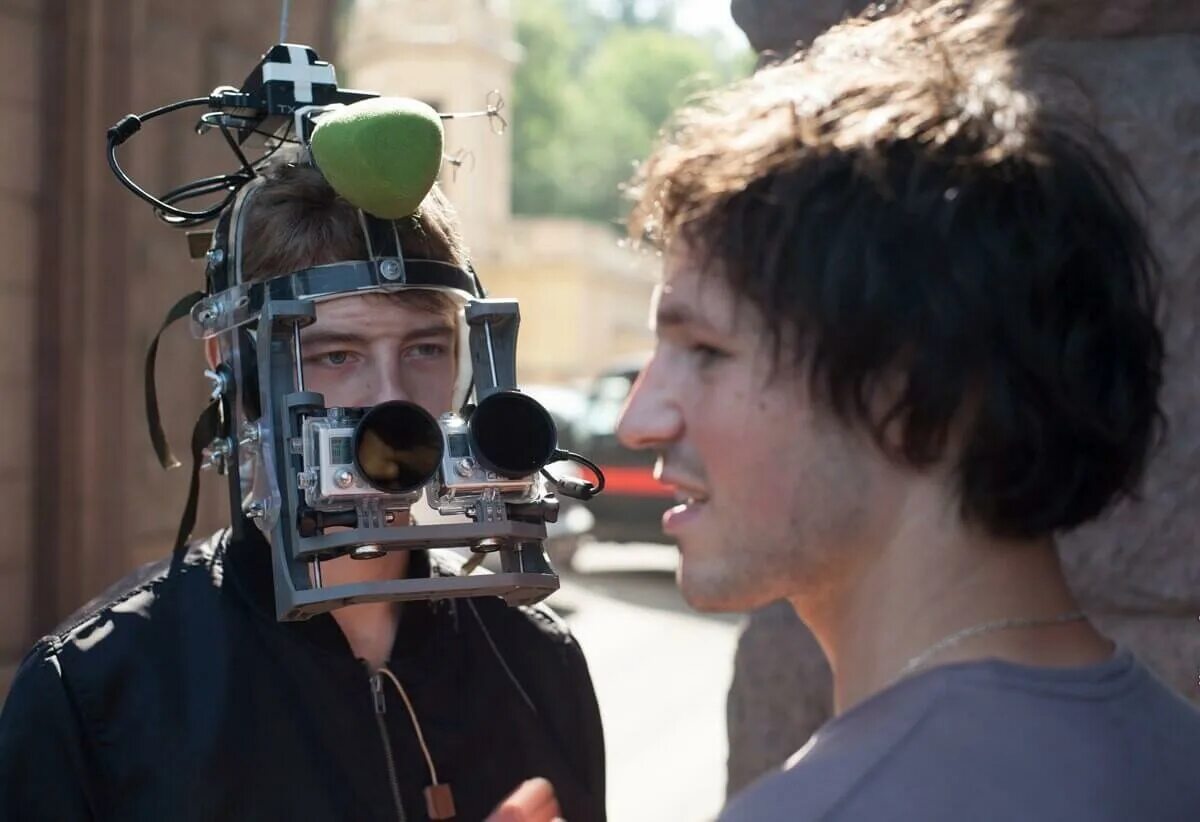 Камера на голову. Субъективная камера. Человек с камерой на голове. Объективная и субъективная камера. Моими глазами сериал на тв3.