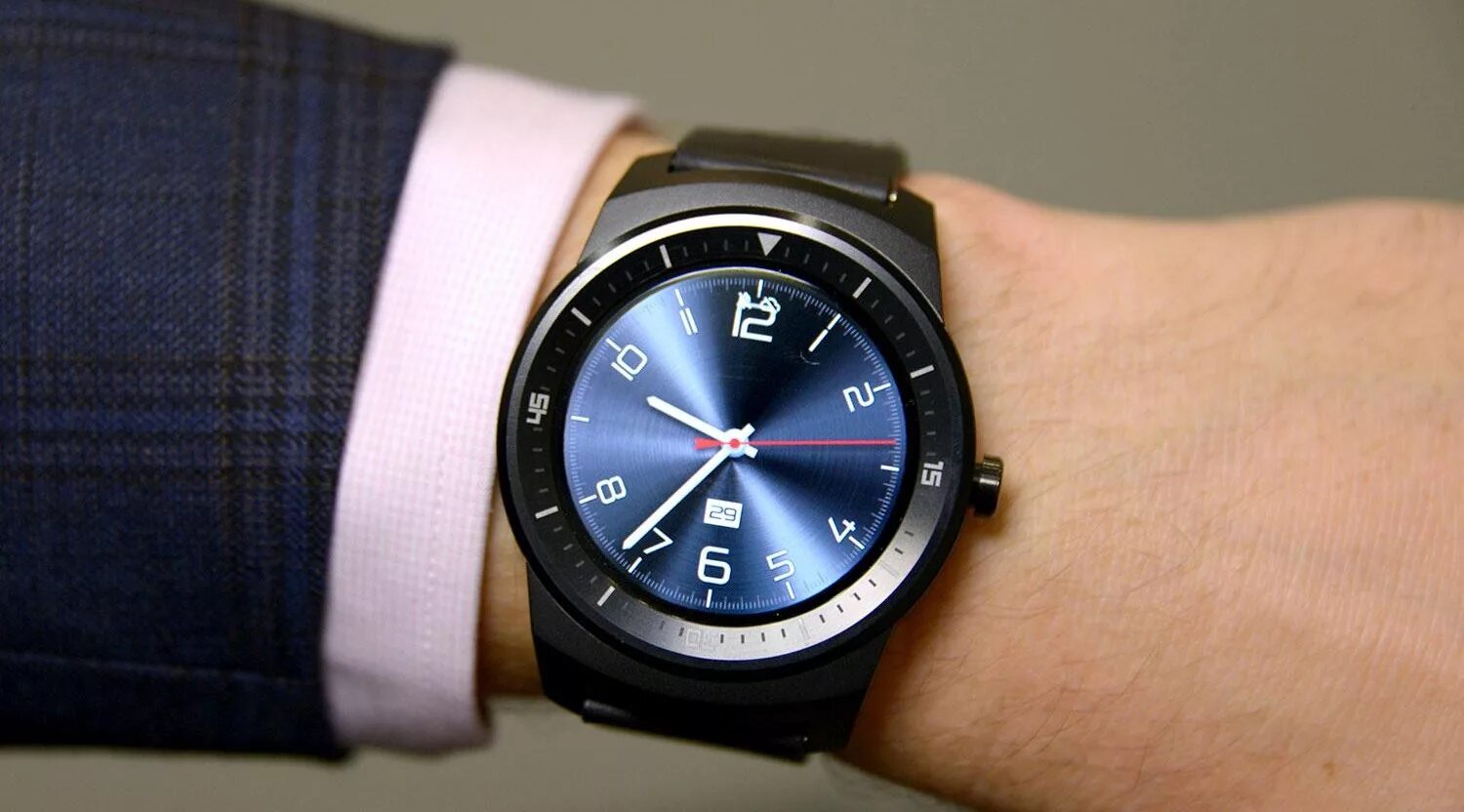 LG G watch. LG G watch r. LG watch w120l. Часы LG watch круглые. Почему не видно часов