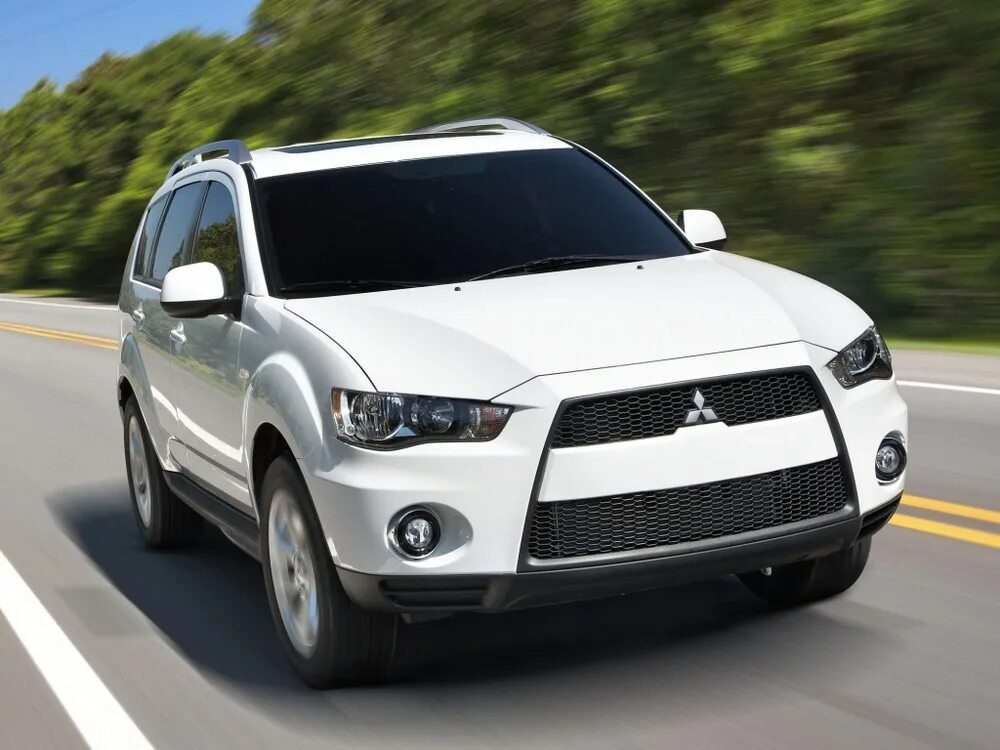 Mitsubishi outlander xl. Mitsubishi outlander xl рестайлинг. ) б/у серебристый. Mitsubishi outlander xl 2009. Mitsubishi outlander xl, 2010-2012,.