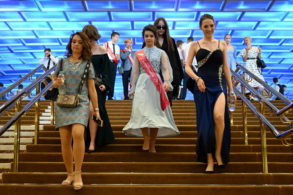 Трансляция выпускного в кремле 2024. Всероссийский выпускной бал в кремле. бал выпускников 2022 в кремле. выпускной бал в кремле 2022. выпускной в кремле.