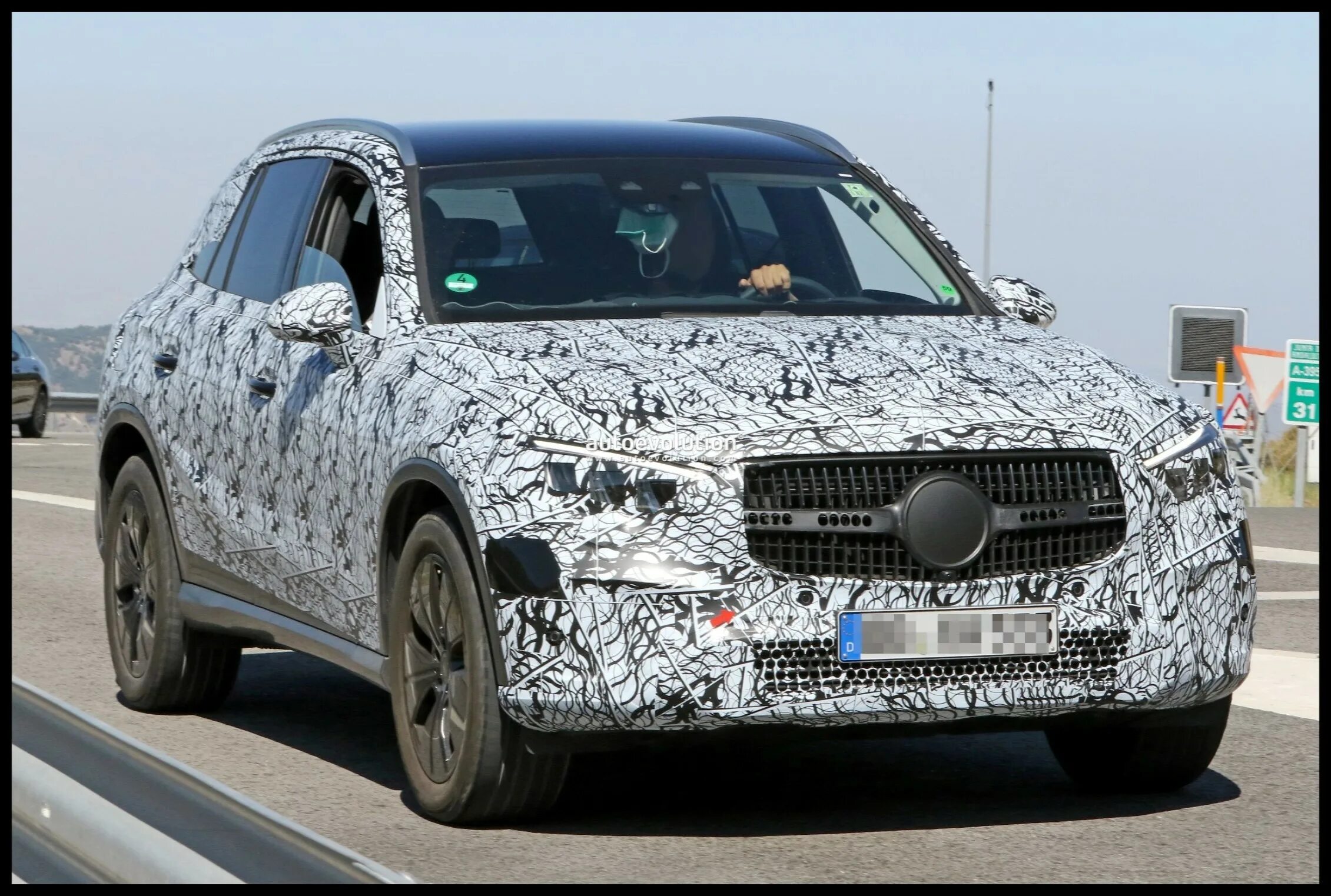 GLC 2023. Mercedes 2023. GLC 2022 254. Mercedes x254. Купить новый мерседес 2023