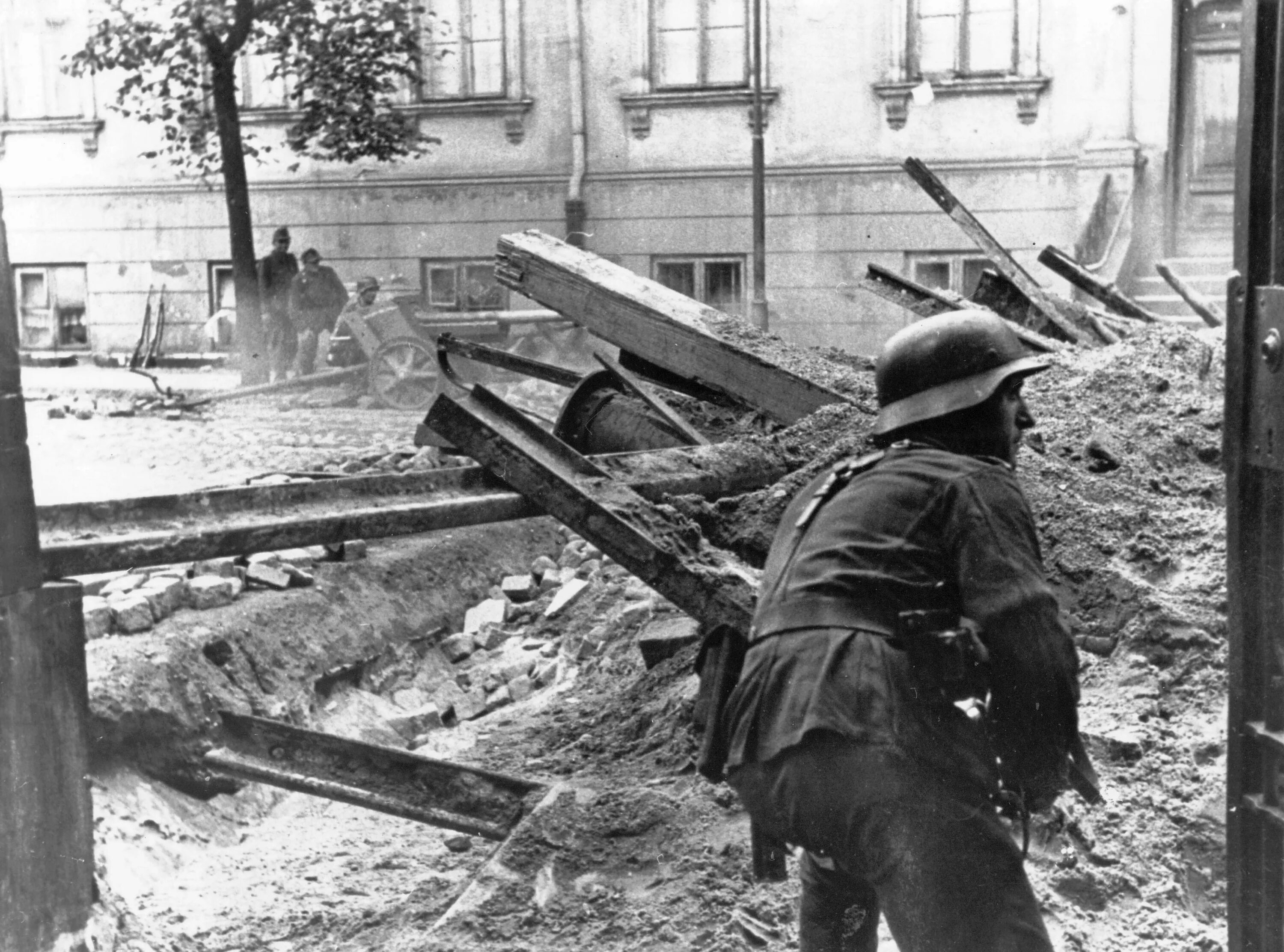 Польское восстание 1944. Варшавского Восстания 1 августа 1944. Варшавское восстание 1943 -1944. Варшавское восстание 1944 реконструкция. Восстания 1944 года