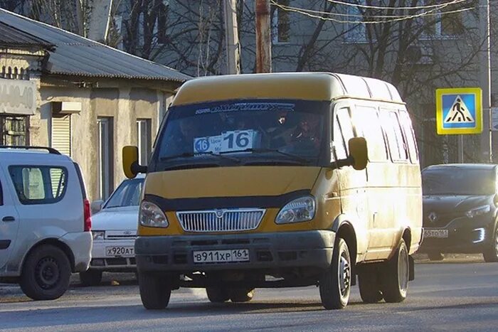 Автобусы москва шахты ростовская область. Автобус шахты. Шахты каменоломни маршрутка. Iveco daily 50c15. Автобусы города шахты.