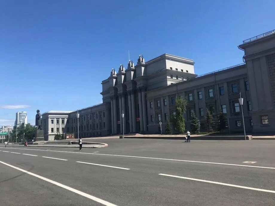 Куйбышева сейчас. Площадь куйбышева. куйбышев площадь куйбышева. площадь куйбышева в самаре. площадь куйбышева площадь.