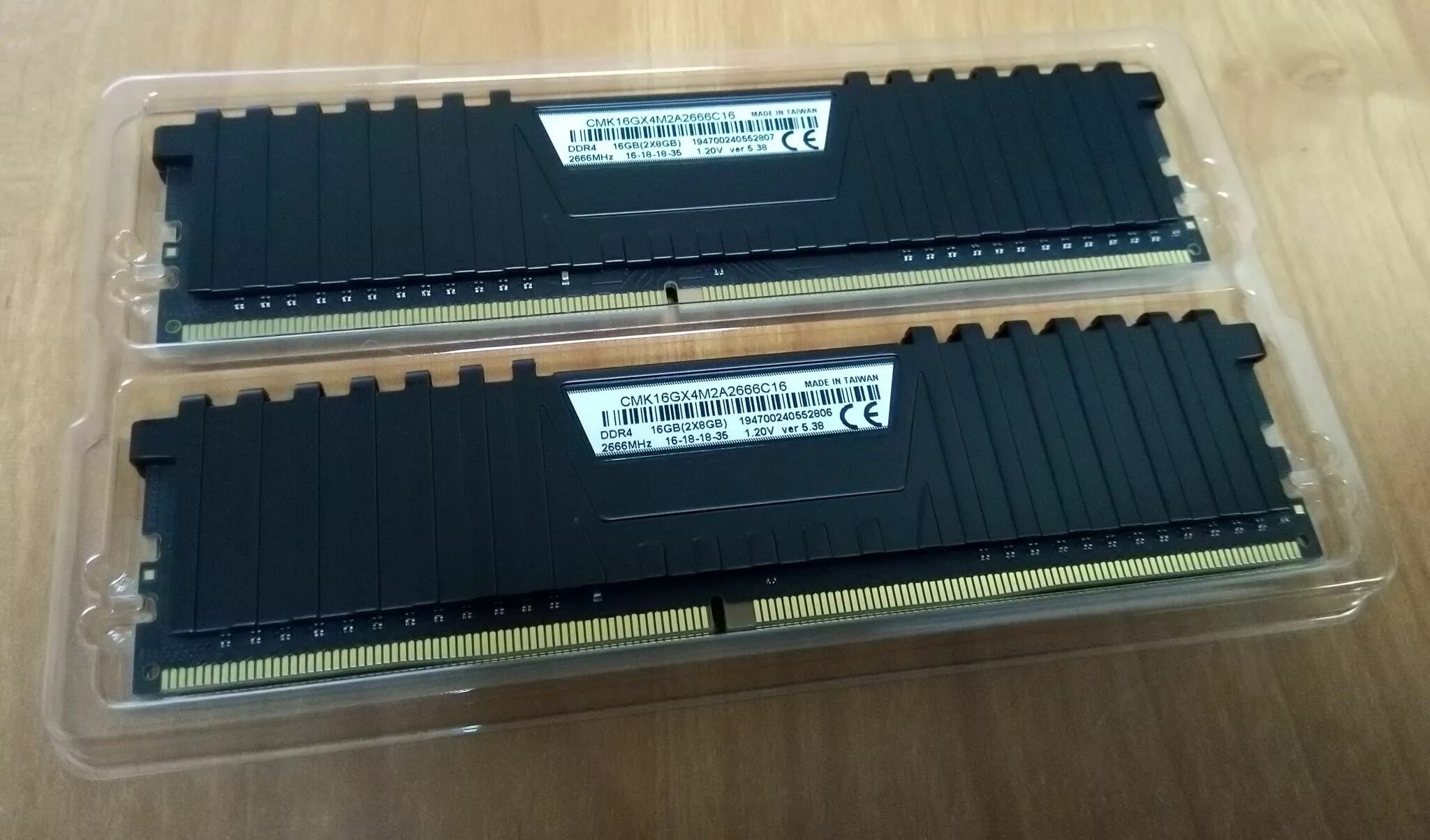 Память ddr4 8gb 2666. Оперативная память Corsair Vengeance 2666 2 x 8. Corsair Оперативная память 16 ГБ ddr4. Оперативная память Corsair 16gb ddr4. Оперативная память ddr4 16gb 2666 Vengeance.