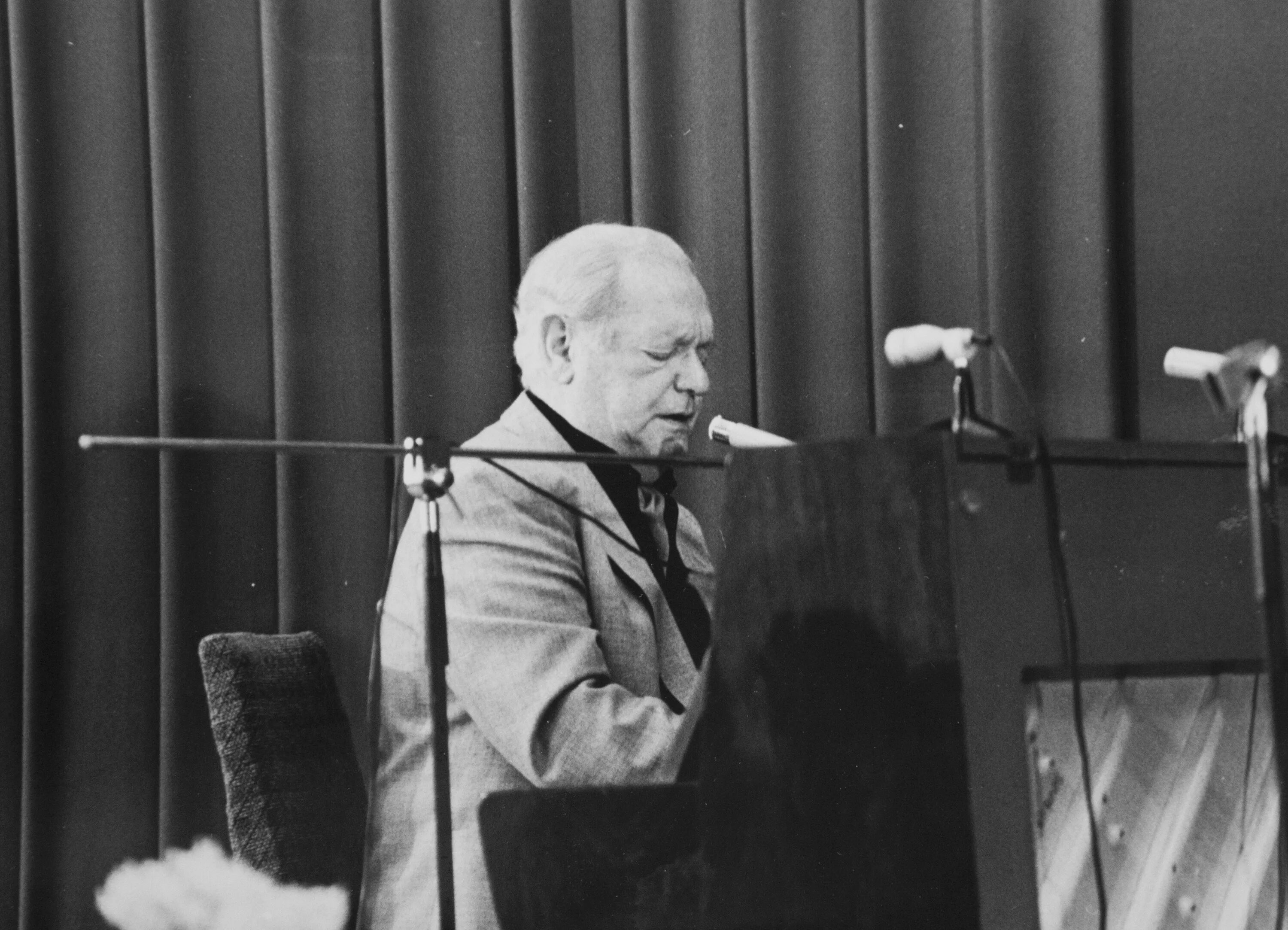 Марка григорьевича фрадкина. Марком фрадкин. Фрадкин композитор. Марком фрадкин. Марка григорьевича фрадкина.