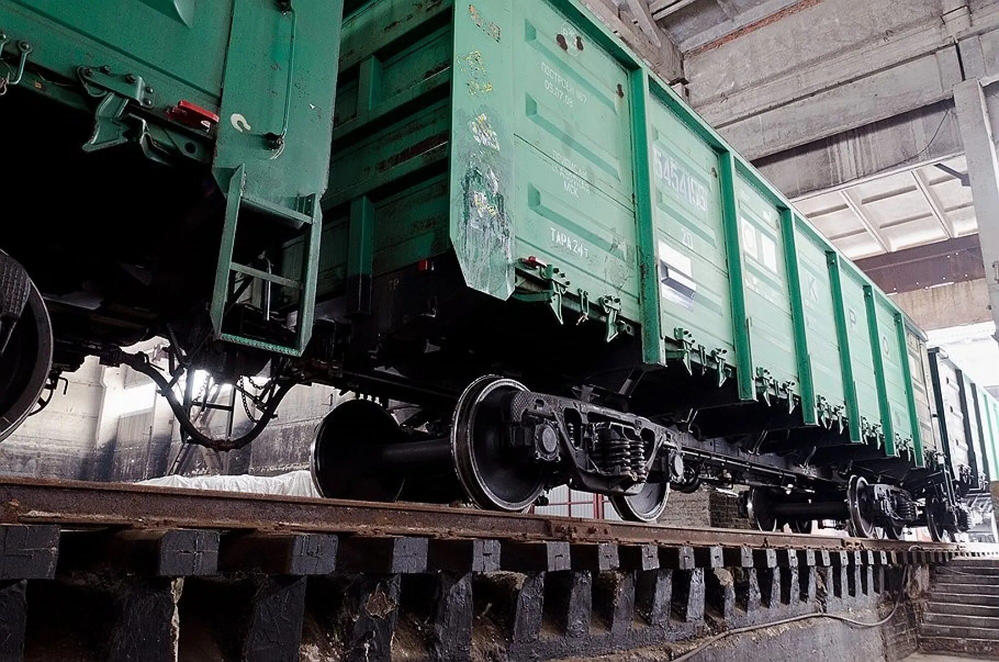 местные вагоны. местные вагоны. списанные поезда. местные вагоны. железнодорожный транспорт грузовой.