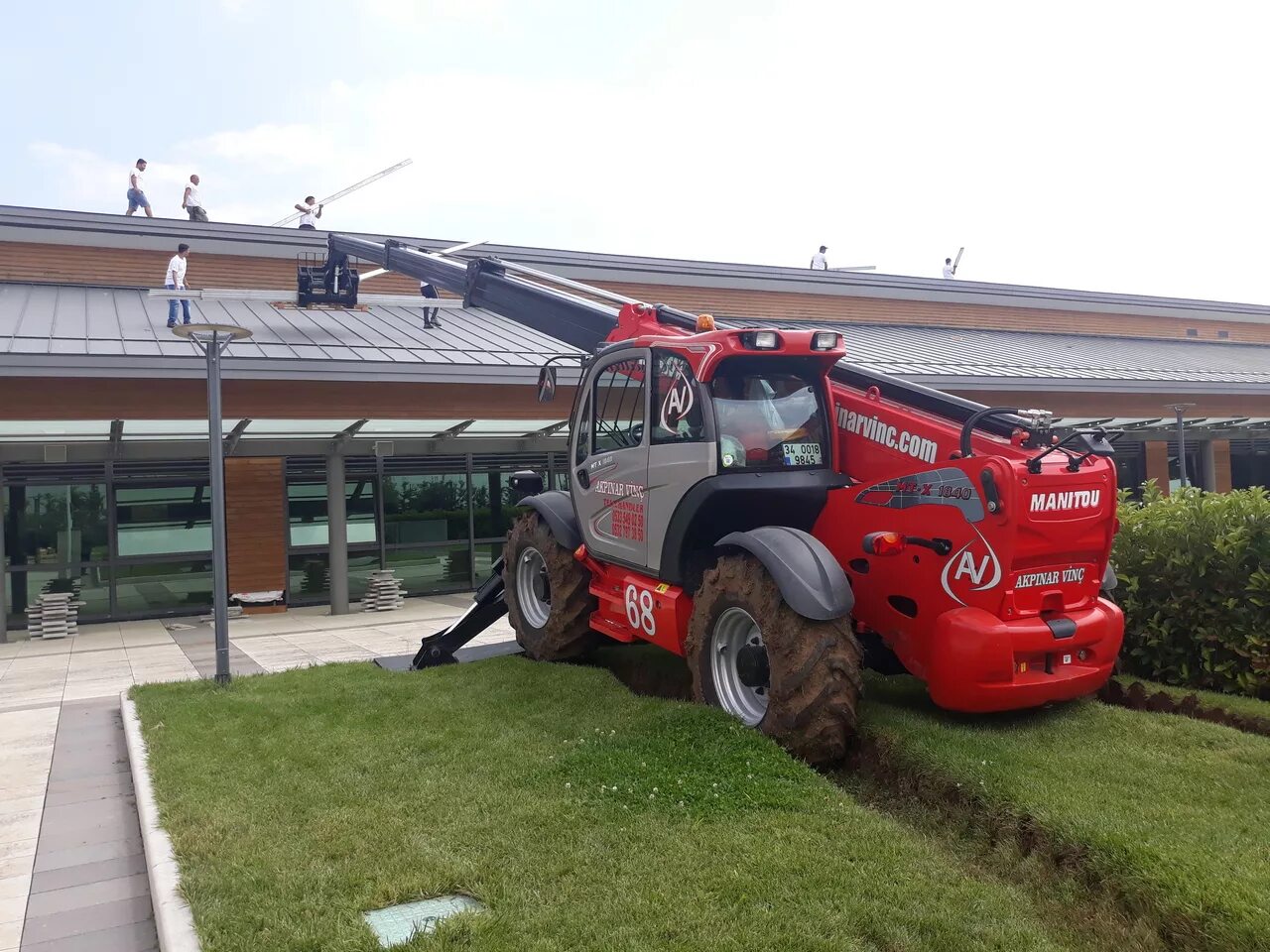 Маниту это. Manitou 730. маниту 268832. маниту 720. маниту канада.