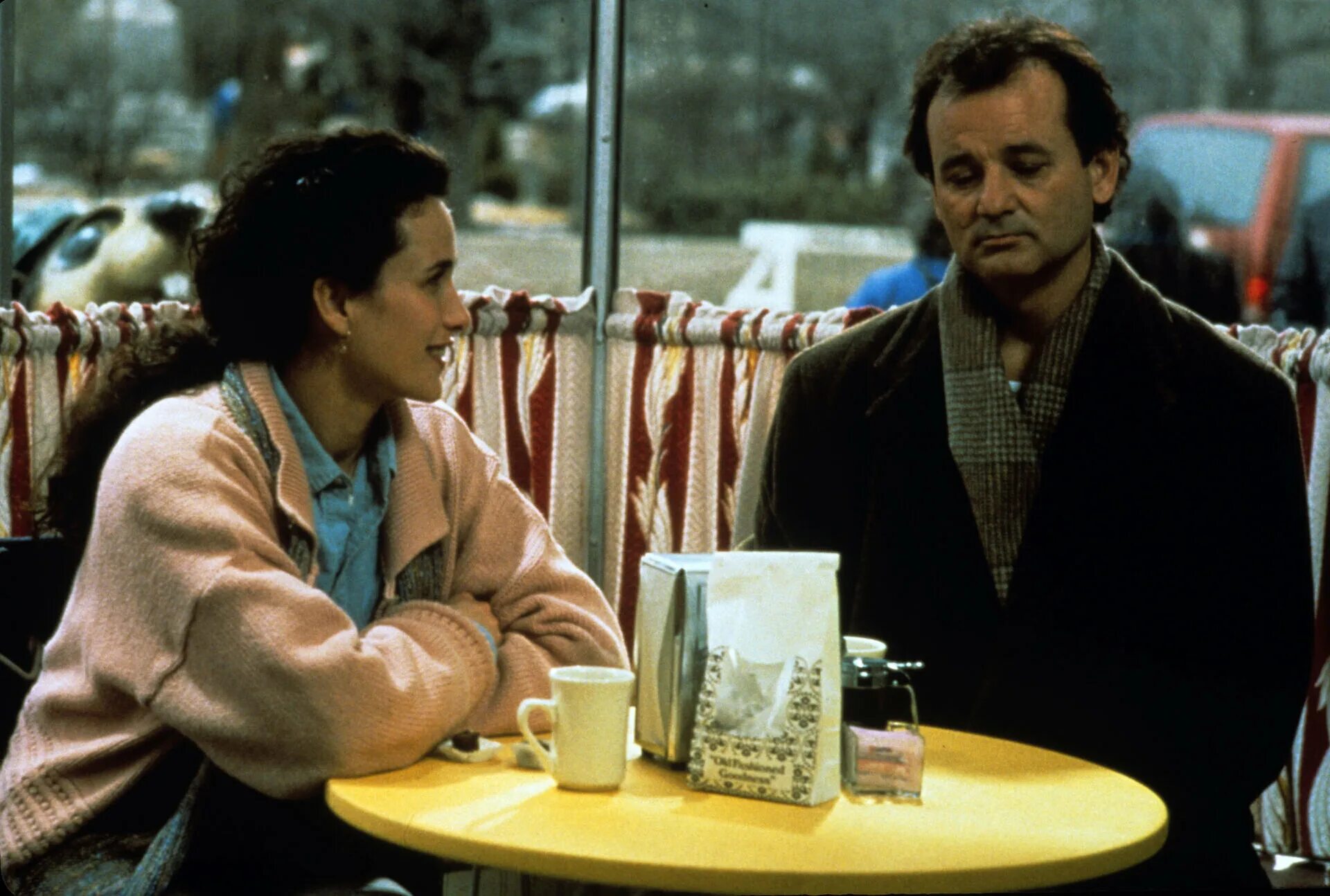 День сурка фила. Groundhog Day 1993. Билл Мюррей день сурка. Билл Мюррей день сурка 1993. День сурка / Groundhog Day (1993).