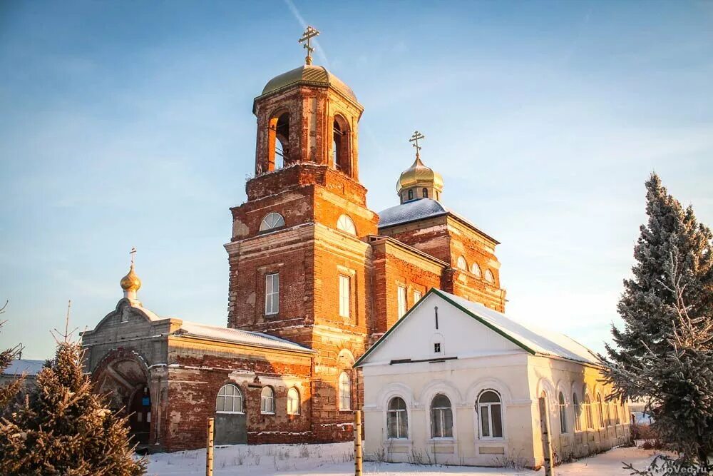 Покровское свердловская область каменский. Храм село Покровское Артемовский район Свердловская область. Село Покровское Свердловской области Артемовский район. Храм село Покровское Каменский район Свердловская область. Село Покровское Каменский район.