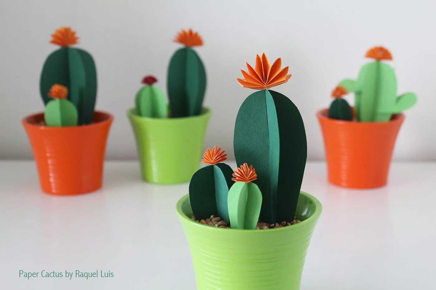 кактус поделка из бумаги. аппликация кактус. кактус из бумаги 4 класс. интересные поделки. кактус из цветной бумаги.