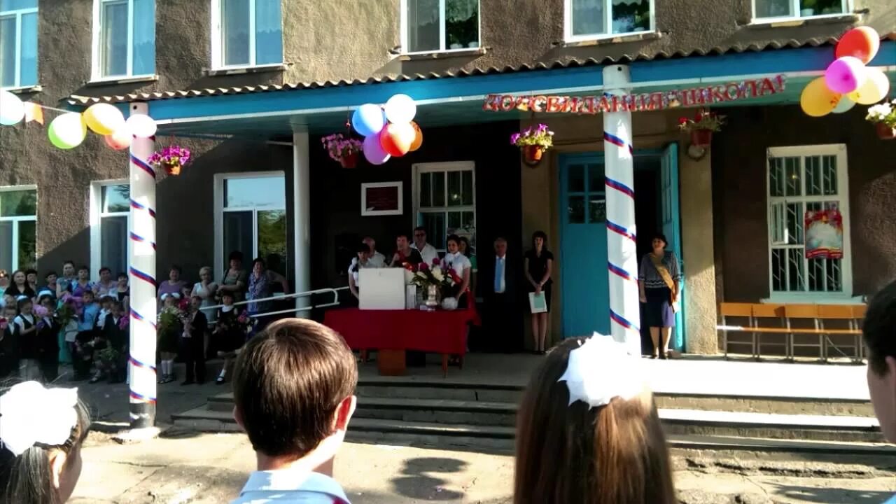 Поселок верхнестепной. Верхнестепной поселок спк. Верхнестепной ставропольский край. П. Соломенское ставропольский край степновский памятник воинам.
