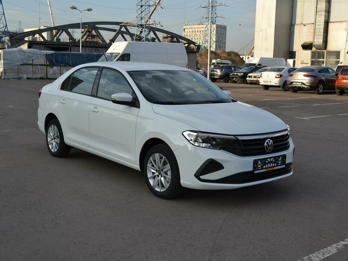 Volkswagen polo 2022 белый. Volkswagen polo sedan 2015. Volkswagen polo 21 года. Фольксваген поло 2021. Фольксваген поло 2021.