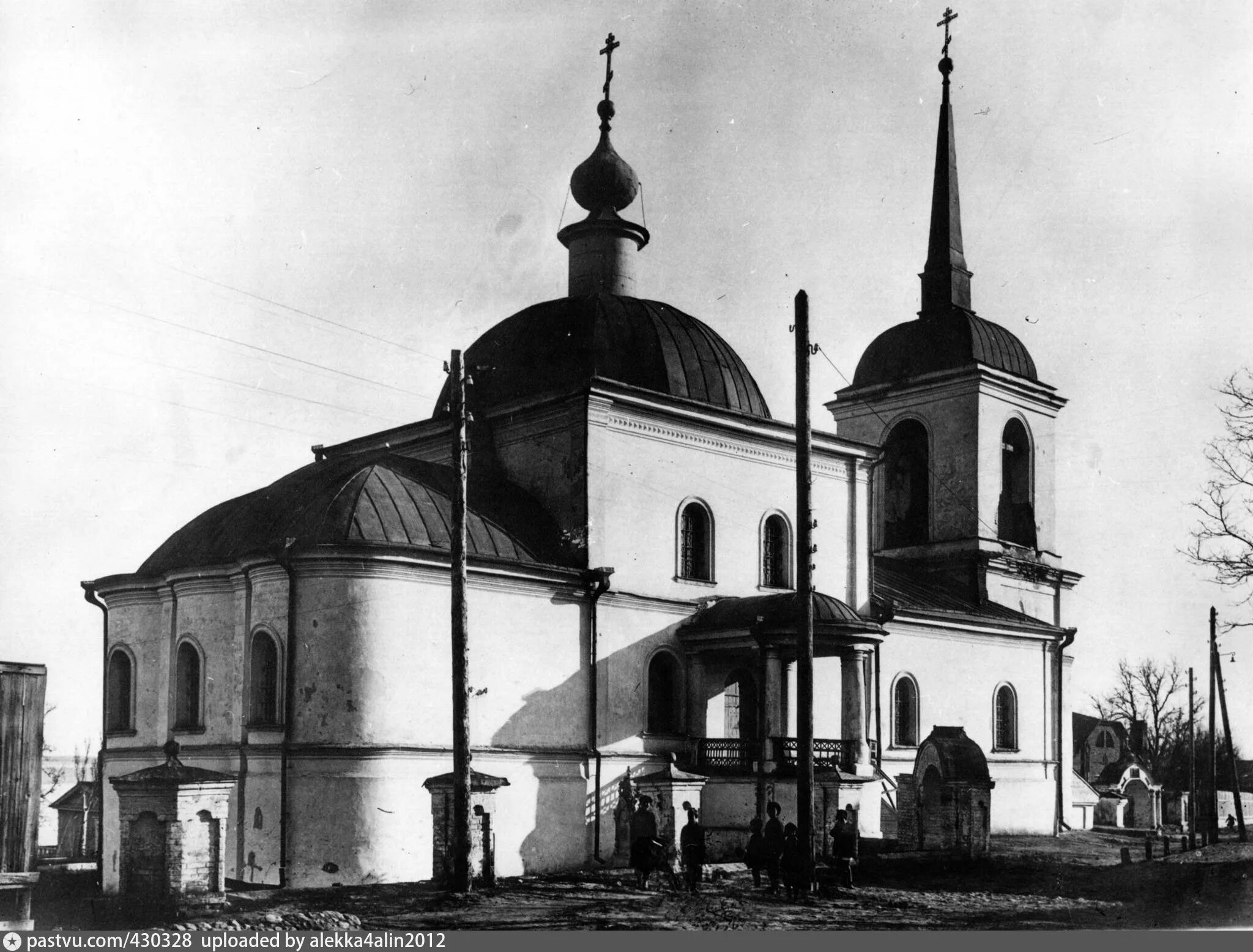 Святой царицына. Свято-троицкая церковь (царицын). успенская церковь (царицын). троицкий собор царицын. храм святой троицы волгоград.