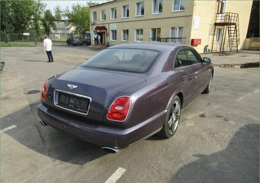 Автоконфискат киев. Торговый дом восточный конфискат автомобилей в минске. Автоконфискат в минске фото. Бентли брукландс. Конфискат авто в минске.