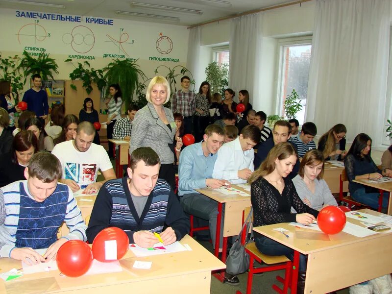 Директор школы 2 ивантеевка. Школа 7 ивантеевка. Школа номер 2 ивантеевка. Школа номер 2 ивантеевка. Четвёртая школа в ивантеевке.