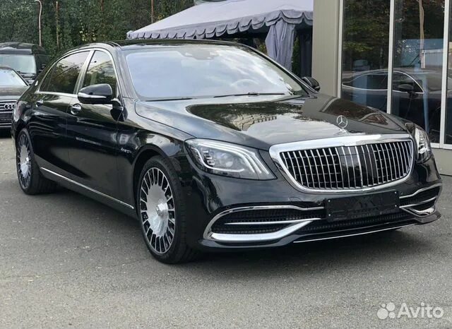 Как выглядит новый майбах Mercedes-Maybach получил "бюджетную" версию DRIVE2
