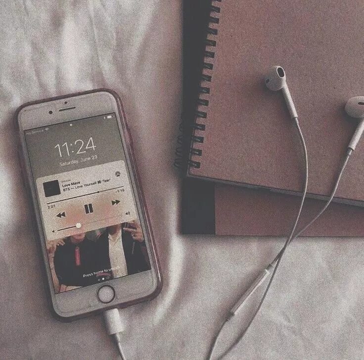 BTS MUSIC AESTHETIC Phone inspiration, Apple phone case, Smartphone reviews