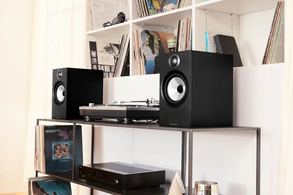 Bowers Wilkins 606 s2. Bowers & Wilkins 606 s2 Anniversary Edition. Полочная акустика Bowers Wilkins. Bowers Wilkins 607 s2.