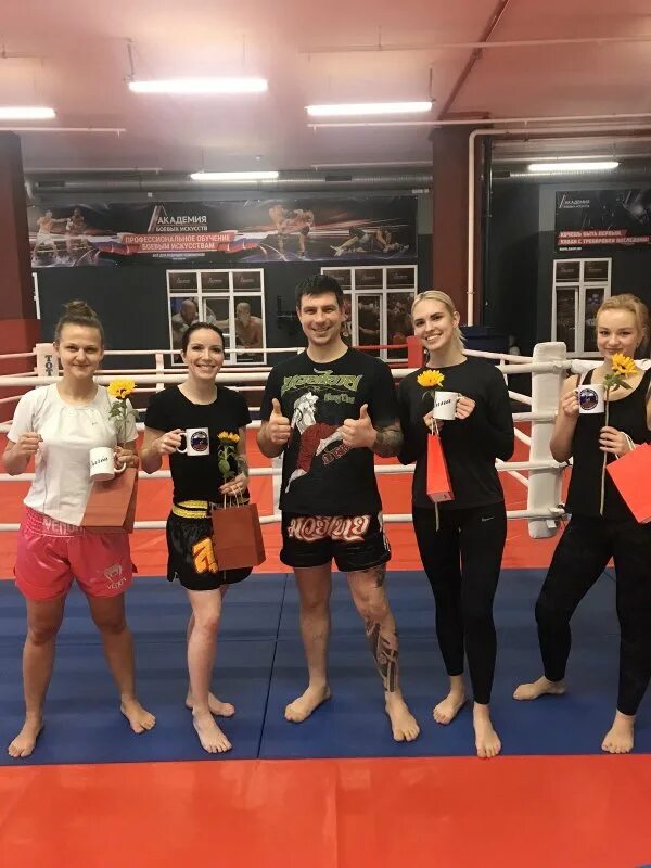 Тайский бокс в паттайе. Тайский бокс спб. Муай тай тренировки. Клубы муай тай. Муай тай тренировки.