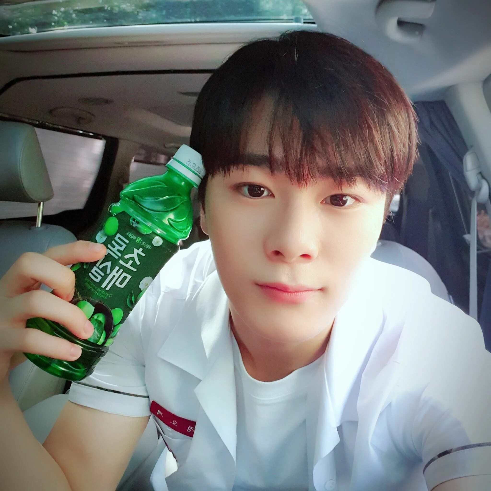 Moonbin. Мунбин корейский певец. Moonbin Astro. Мунбин смерть.