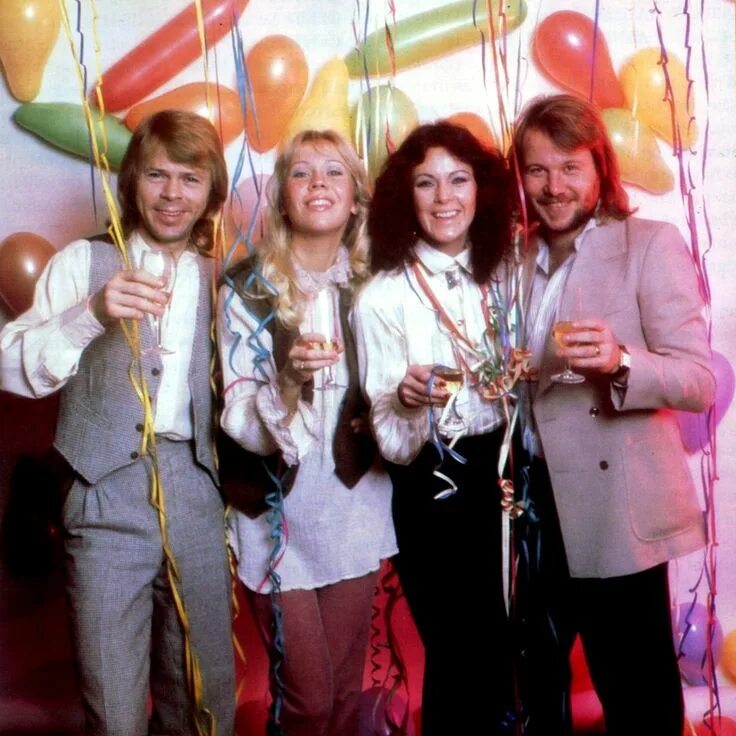 Happy new year abba где послушать. Группа abba happy new year. группа abba happy happy. группа абба happy new. абба новогодняя.